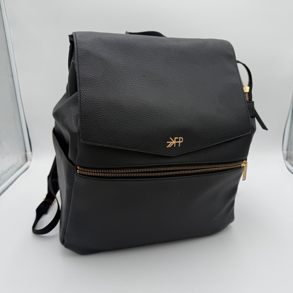 Freshly Picked Convertible Classic Diaper Bag II Backpack Large Vegan Leather - Picture 2 of 10